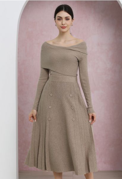 Soft Elegance Button Trim Pleats Knit Skirt in Sand