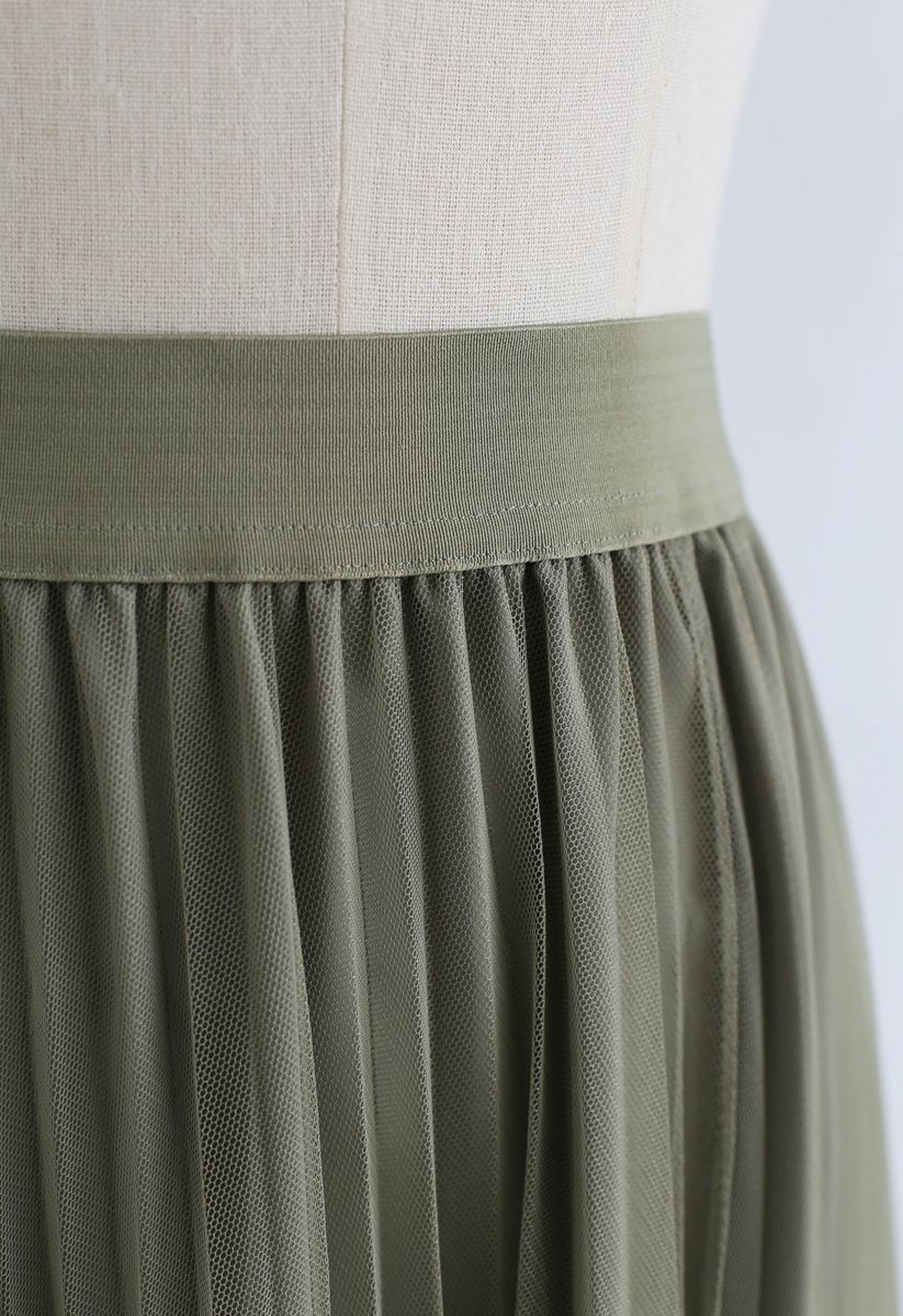 Mesh Asymmetric Hem Pleated Midi Skirt in Olive