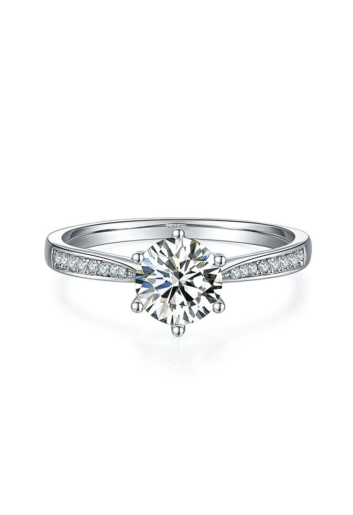 Inserted Moissanite Diamond Ring