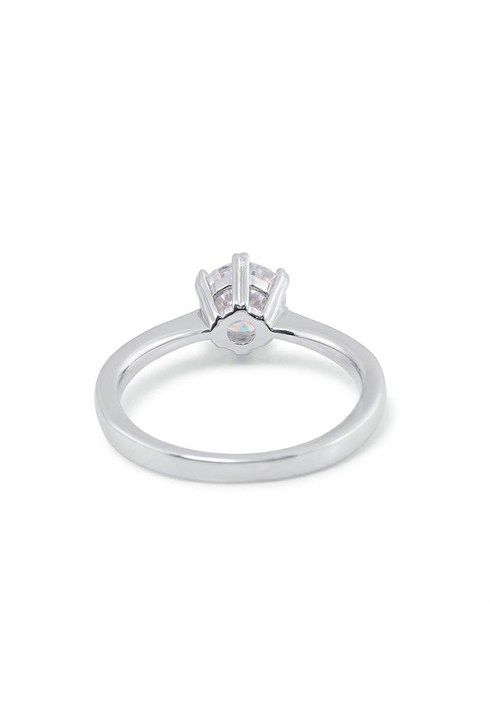 Heart Embellished Moissanite Diamond Ring