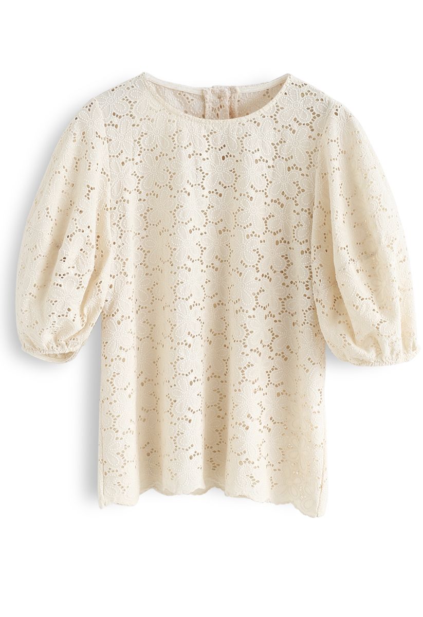 Full Flowers Embroidered Eyelet Puff Sleeves Top in Cream