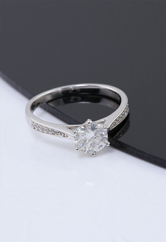 Inserted Moissanite Diamond Ring