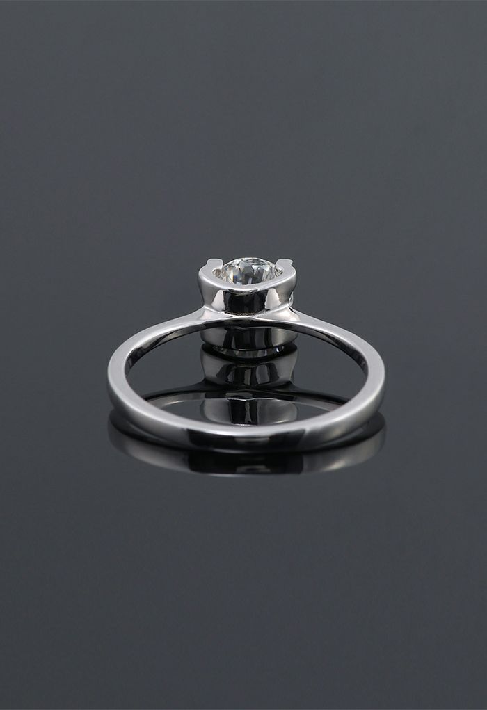 Single Moissanite Diamond Ring