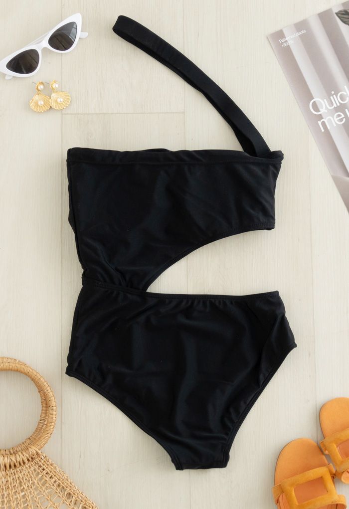 One-Shoulder Cutout One-Piece Swimsuit in Black
