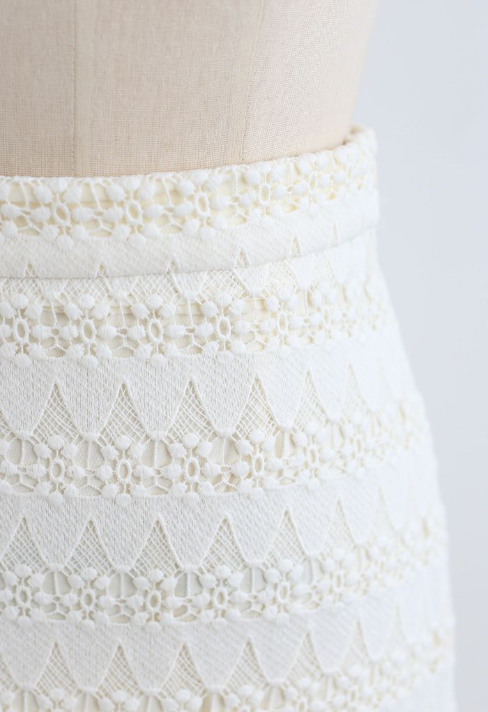 Scrolled Hem Full Crochet Pencil Skirt in Cream