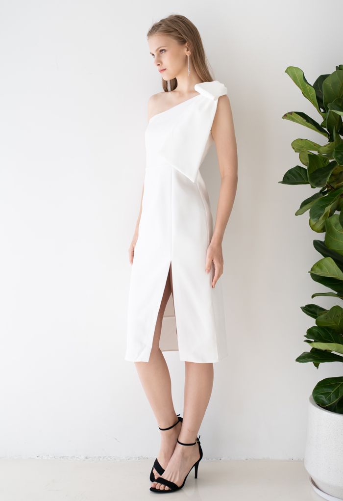 Bow Strap Oblique Slit Shift Dress in White