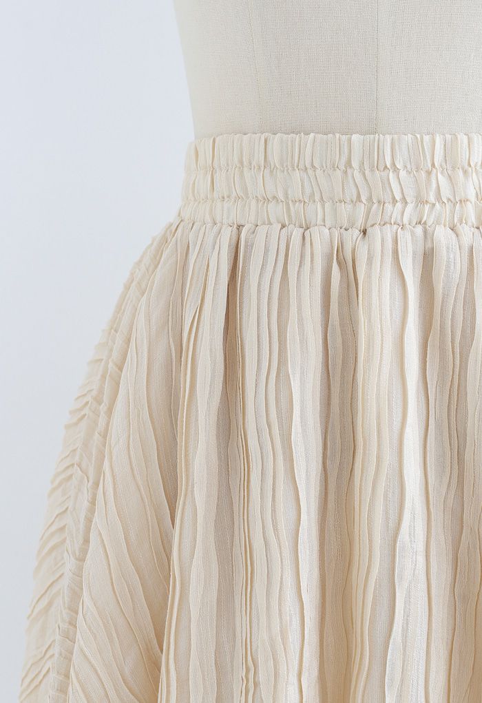 Ripple Embossed Double Layers Skorts in Cream