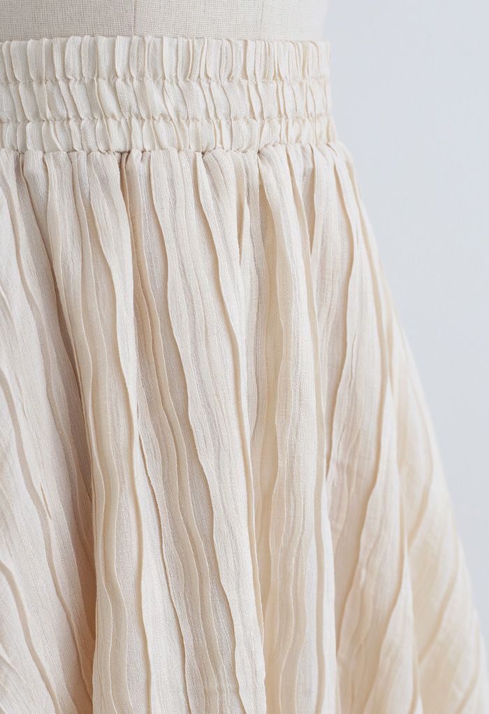 Ripple Embossed Double Layers Skorts in Cream