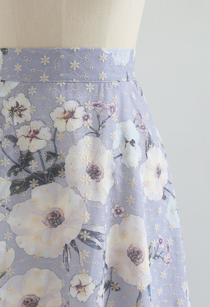Fresh Flower Print Eyelet Embroidered Skirt