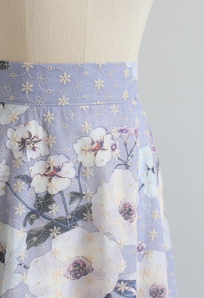 Fresh Flower Print Eyelet Embroidered Skirt