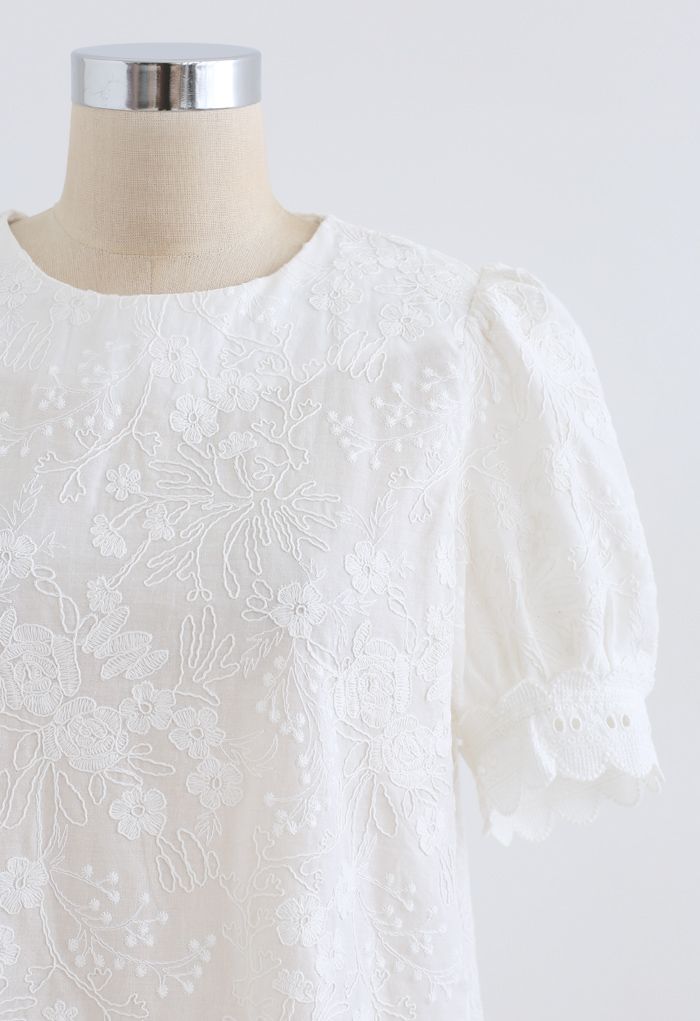 Delicate Floral Embroidered Short-Sleeve Top in White