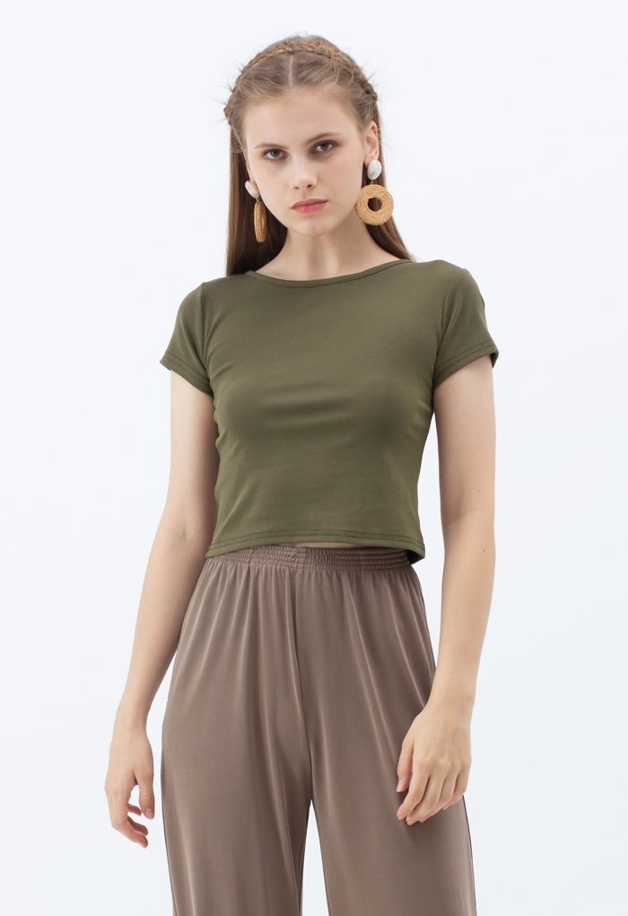 Crisscross Pearl Chain Crop T-Shirt in Olive