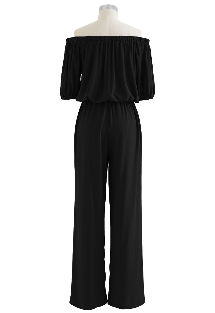 Off-Shoulder Cropped Top and Pants Set in Black