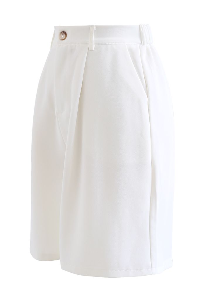 High Waist Pleated Bermuda Shorts in White