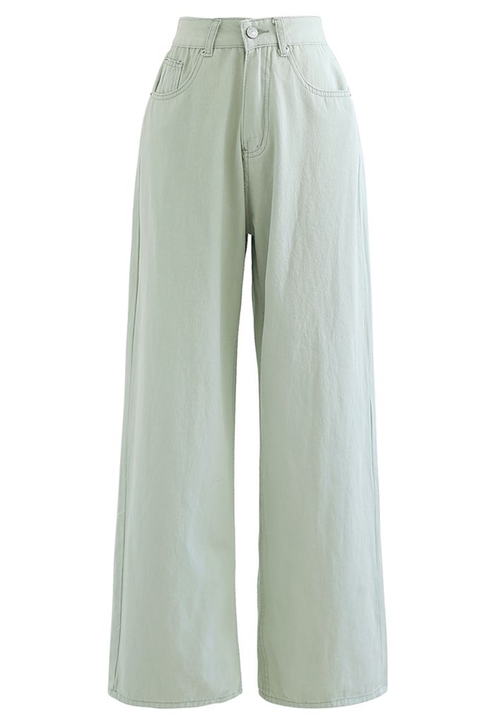 Leisure Straight Leg Jeans in Pea Green