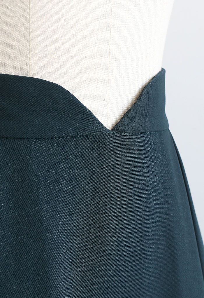 V-Shape Cutout Shimmery Pleated Skirt in Dark Green