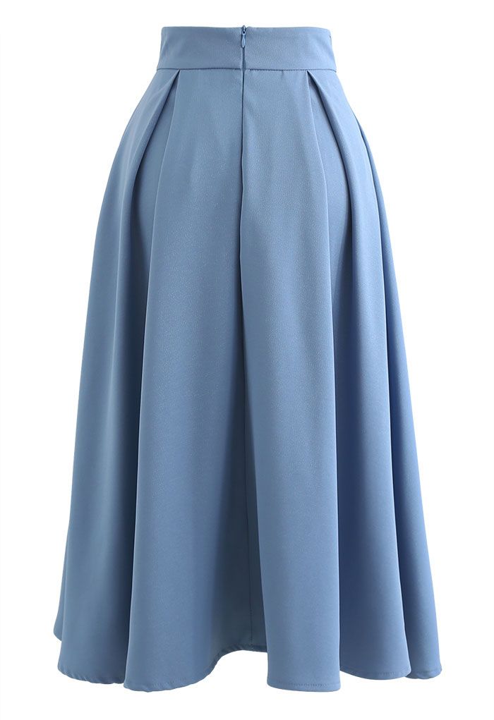 V-Shape Cutout Shimmery Pleated Skirt in Blue