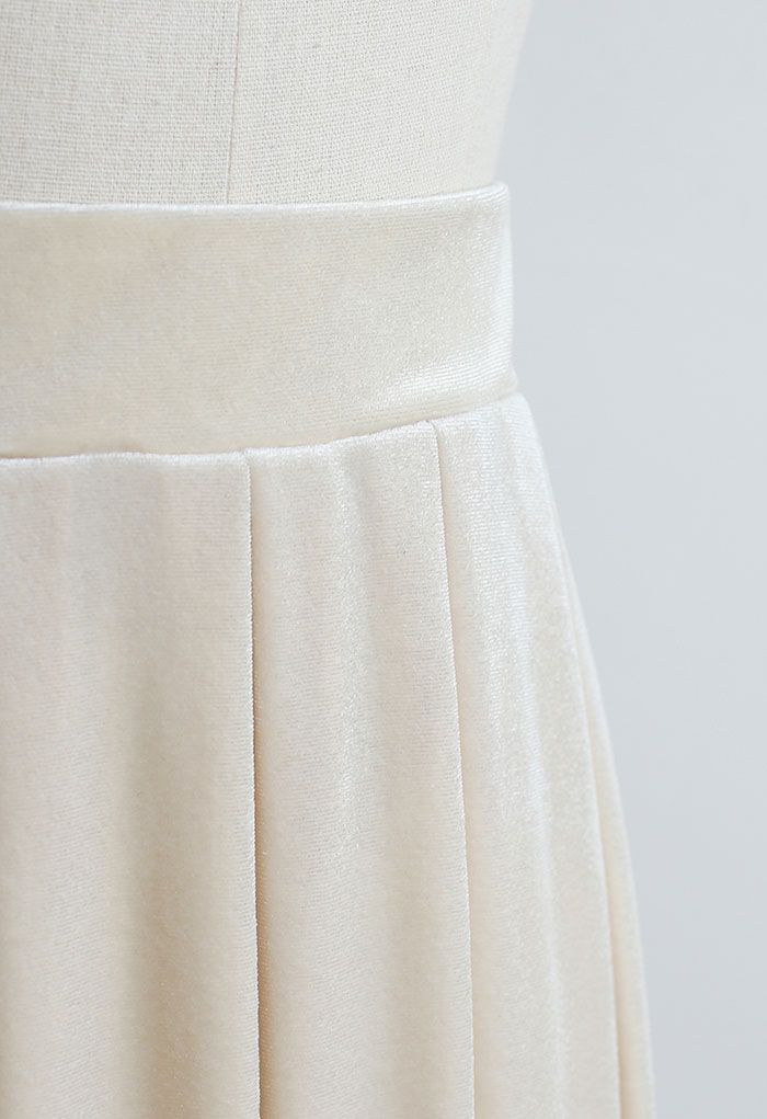 Velvet Sheen Pleated Midi Skirt in Cream