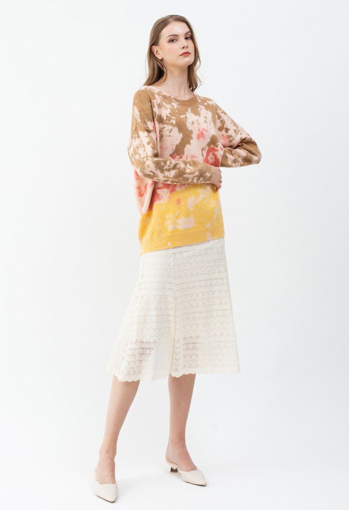 Floret Zigzag Lace Frill Hem Skirt in Cream