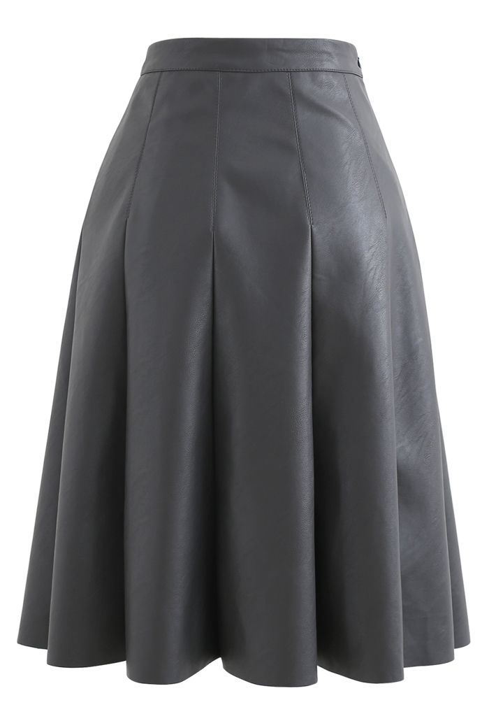 Faux Leather Seam Detail Pleated Skirt in Smoky Black