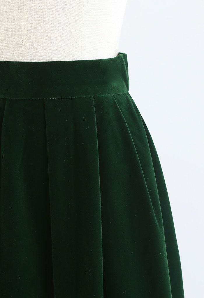 Velvet Sheen Pleated Midi Skirt in Emerald