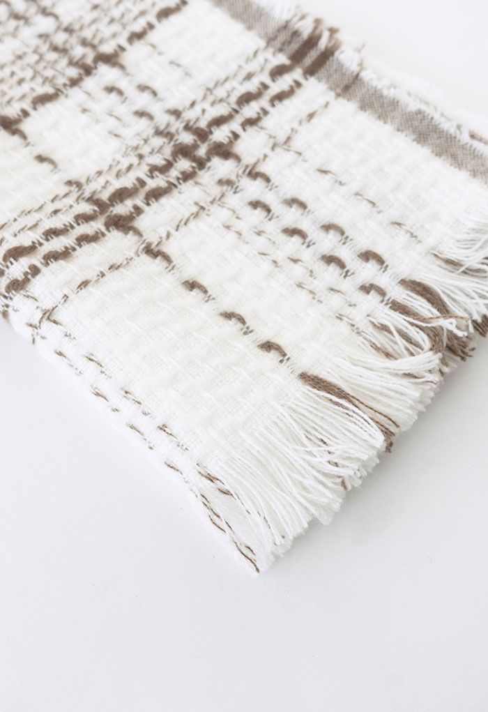 Plaid Pattern Fringed Edge Scarf in Ivory