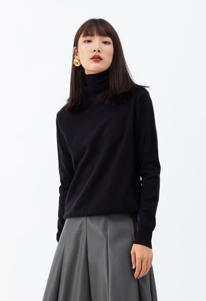 Turtleneck Soft Touch Ribbed Knit Sweater in Black