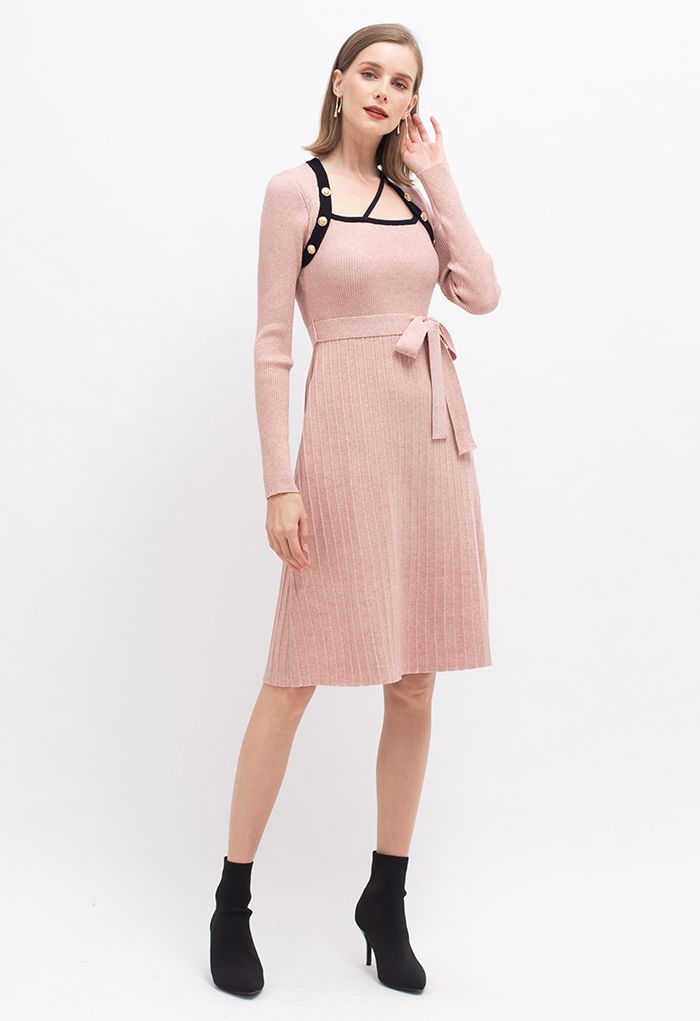 Contrast Color Knit Buttoned Pleated Dress in Pink