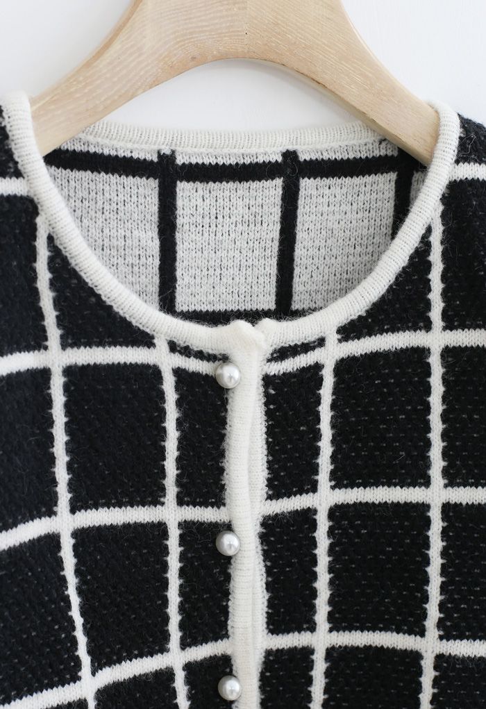 Honeycomb Knit Grid Cropped Cardigan in Black