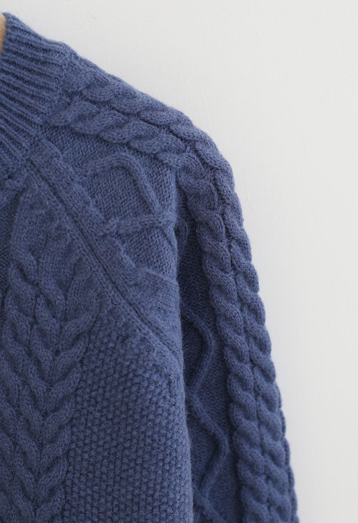 Braid Texture Cropped Knit Sweater in Blue