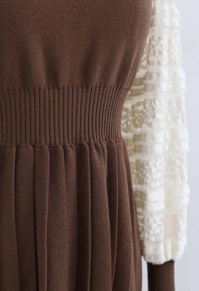 Spliced Lace Sleeves Pleated Knit Dress in Caramel