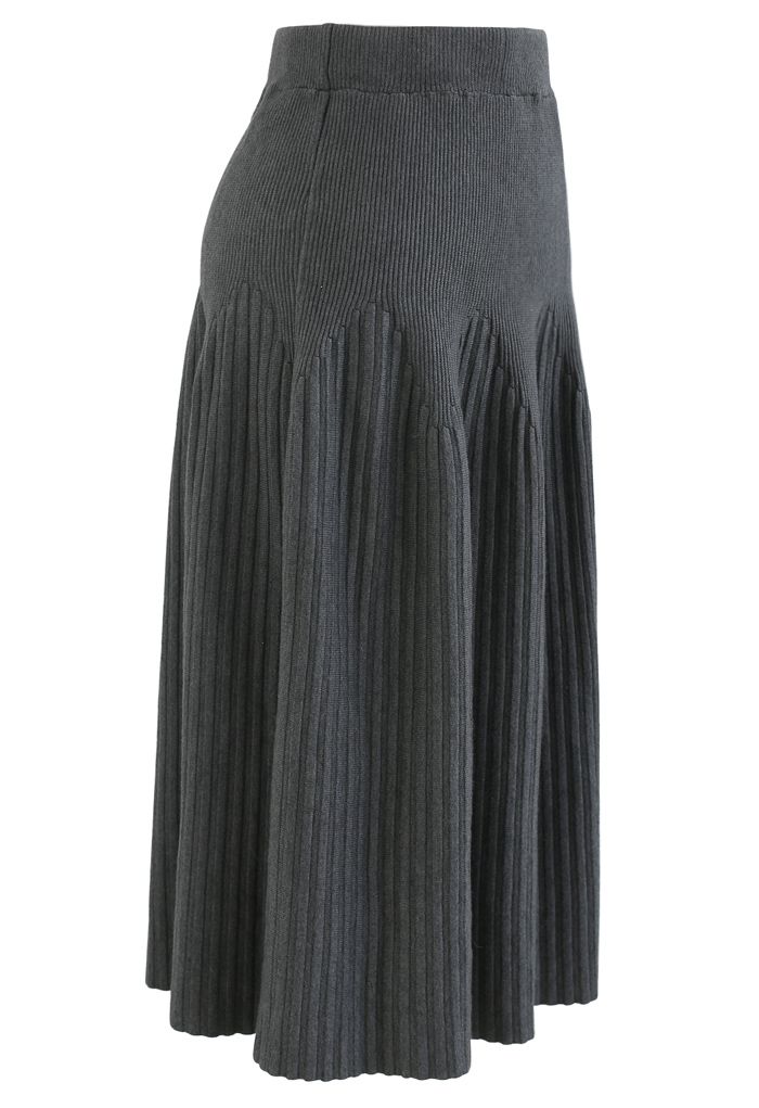 Radiant Lines Knit Midi Skirt in Grey