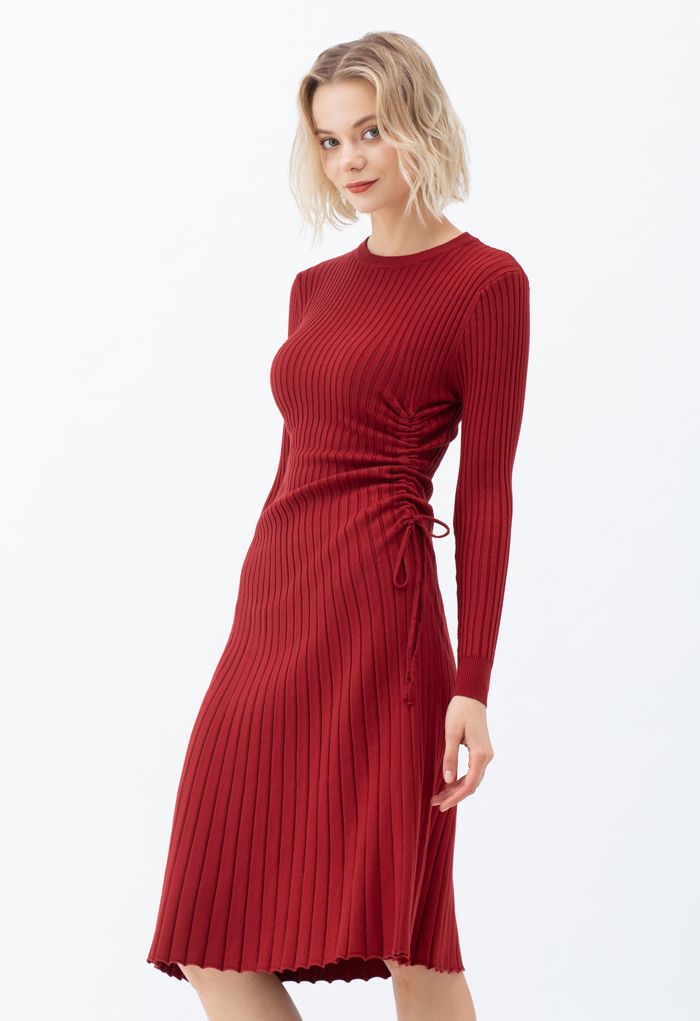 Side Drawstring Ribbed Knit Midi Dress in Red