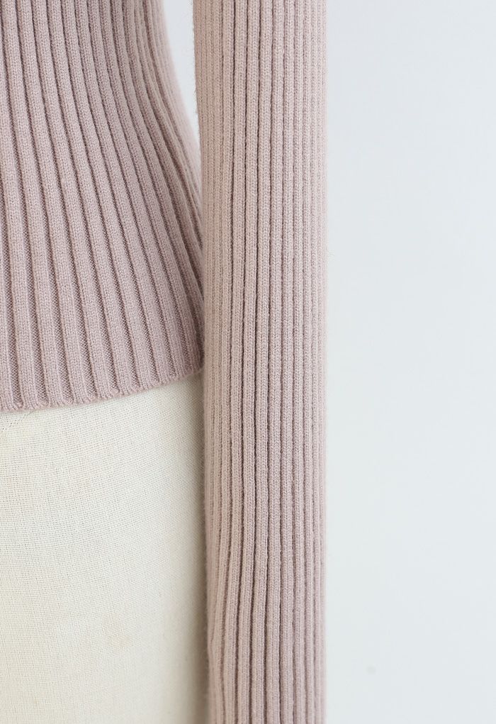 V-Neck Fitted Knit Top in Dusty Pink