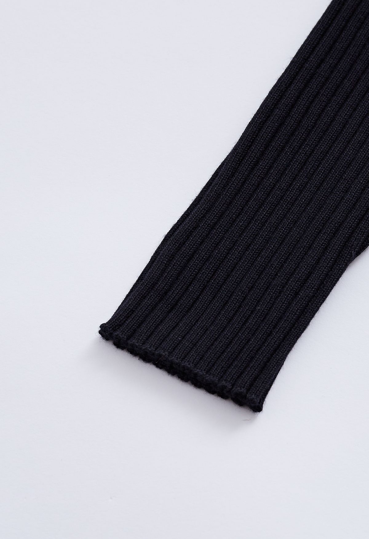 Two-Tone Crisscross Ribbed Sweater in Black