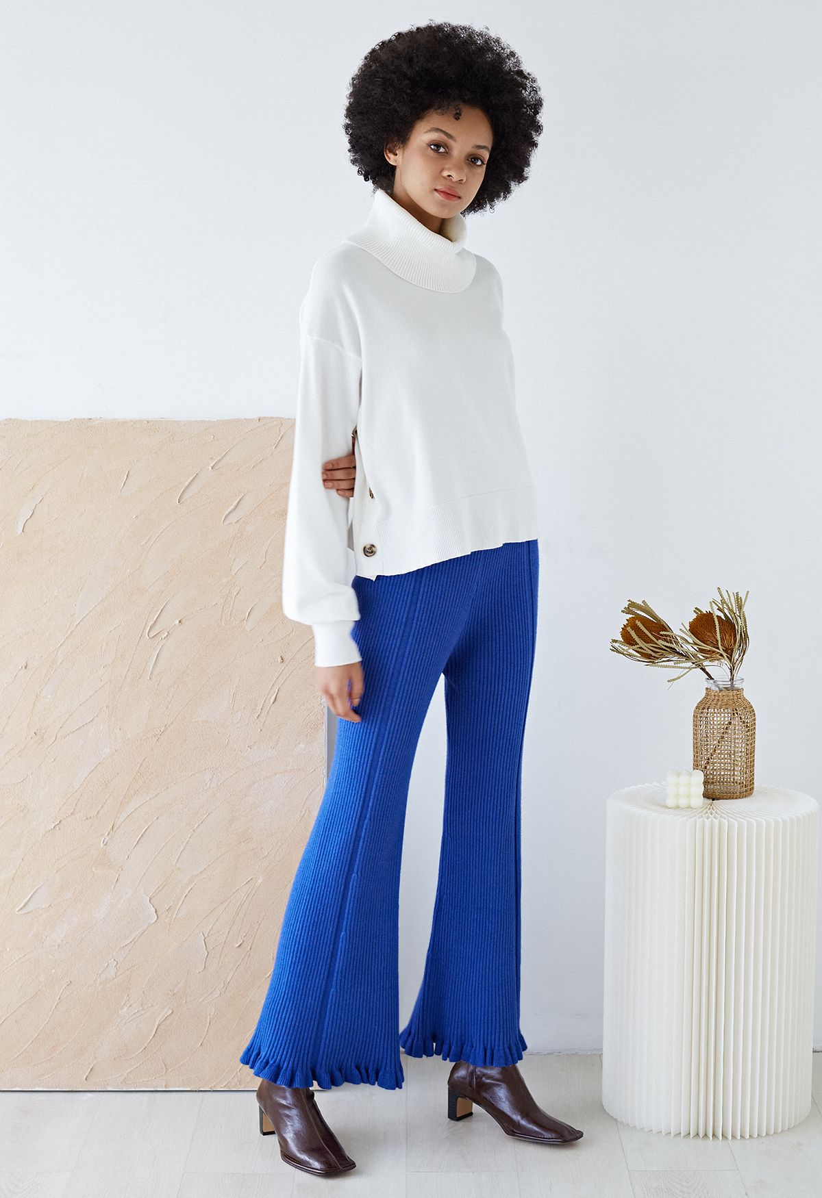 Ruffle Flare Hem Ribbed Knit Pants in Indigo