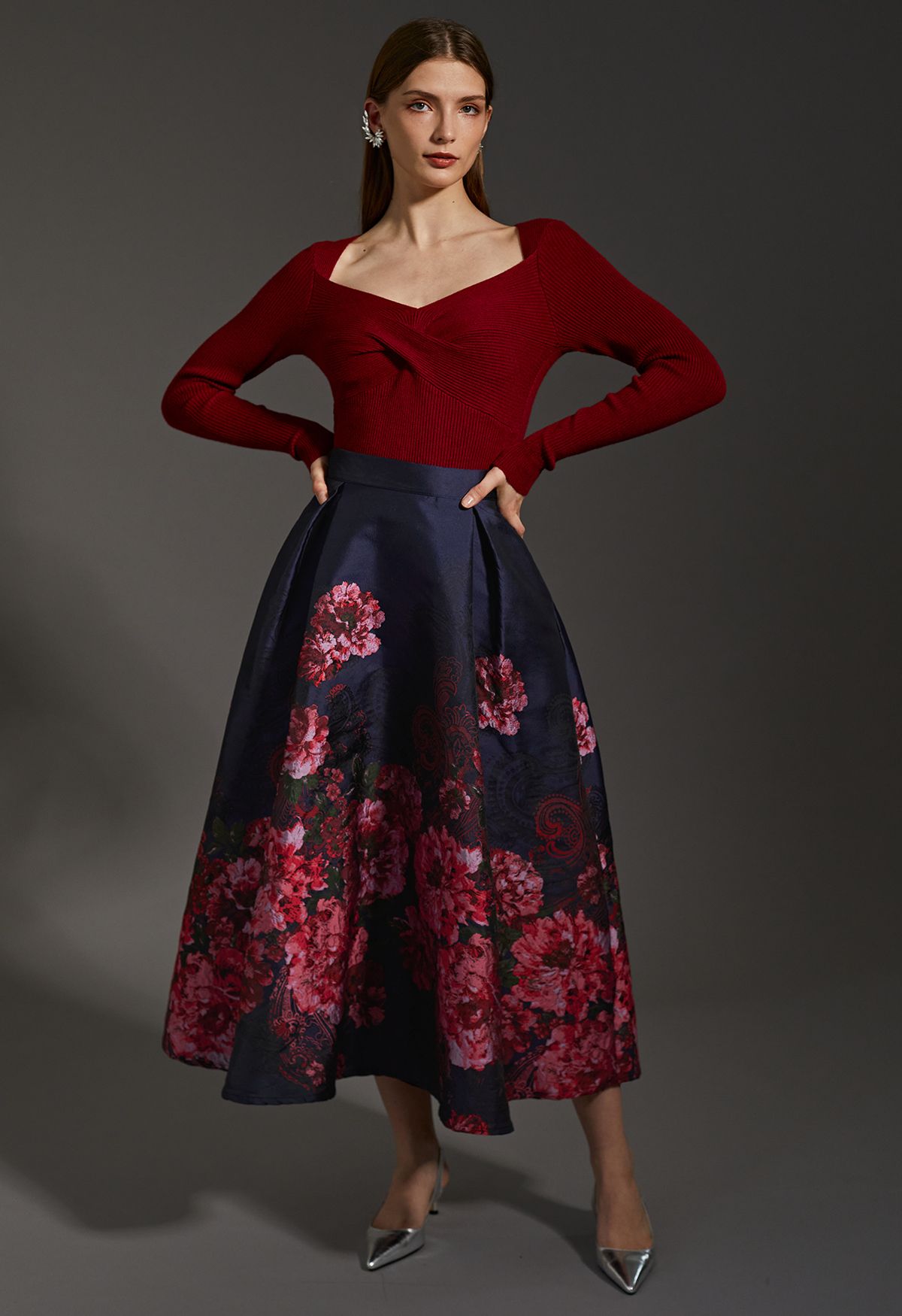Bewitching Peony Jacquard Flare Skirt in Navy