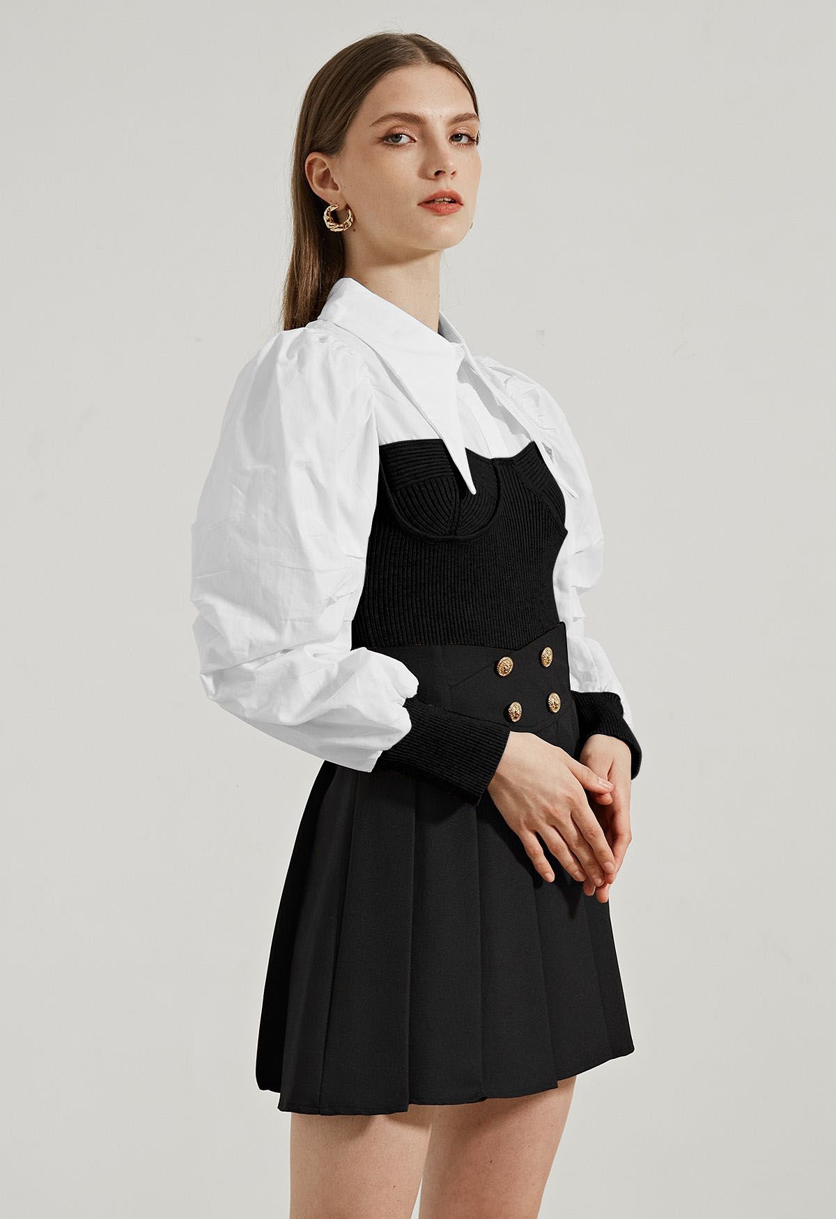 Pointed Collar Puff Sleeve Spliced Top in Black