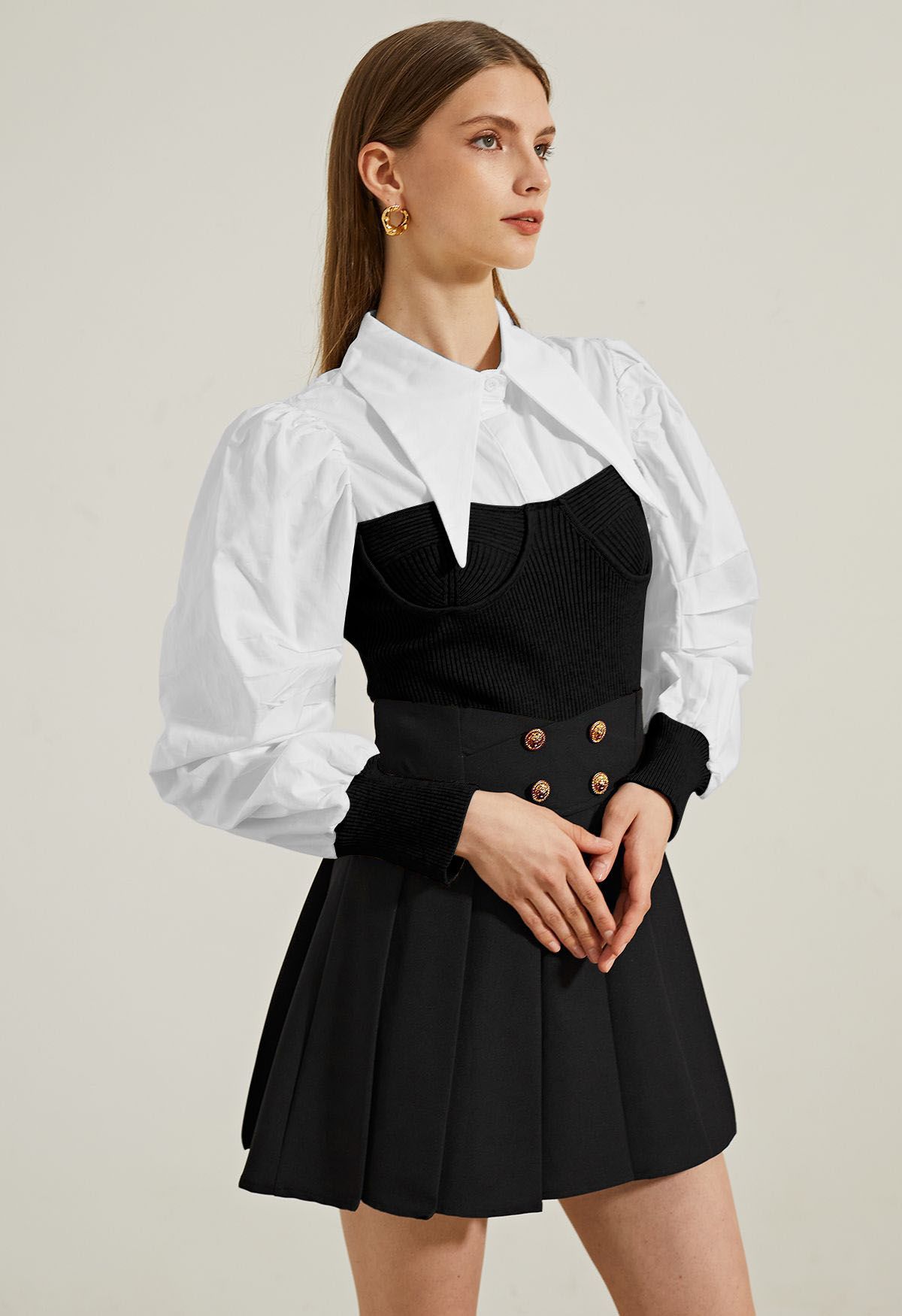 Pointed Collar Puff Sleeve Spliced Top in Black