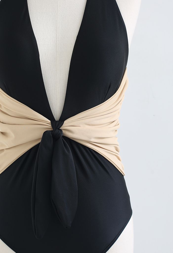 Two-Tone Self-Tie Bowknot Halter Swimsuit in Black