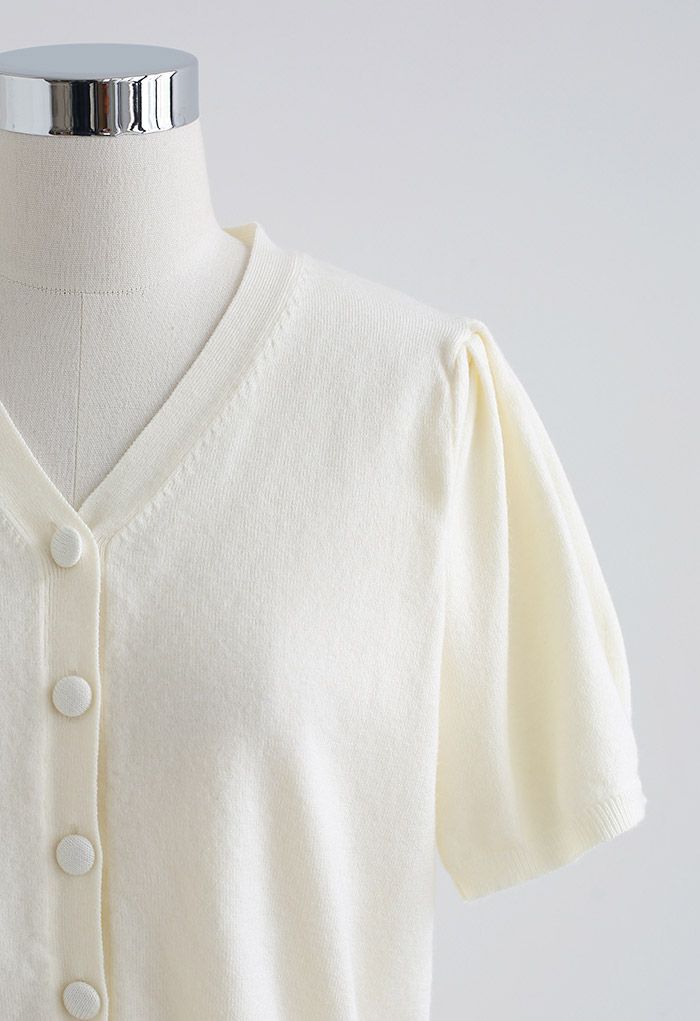 V-Neck Short-Sleeve Crop Knit Top in Cream