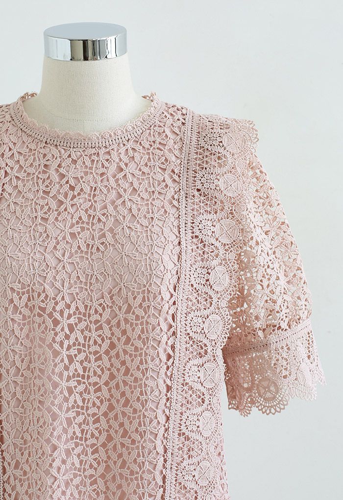 Floret Cutwork Scalloped Edge Crochet Top in Pink