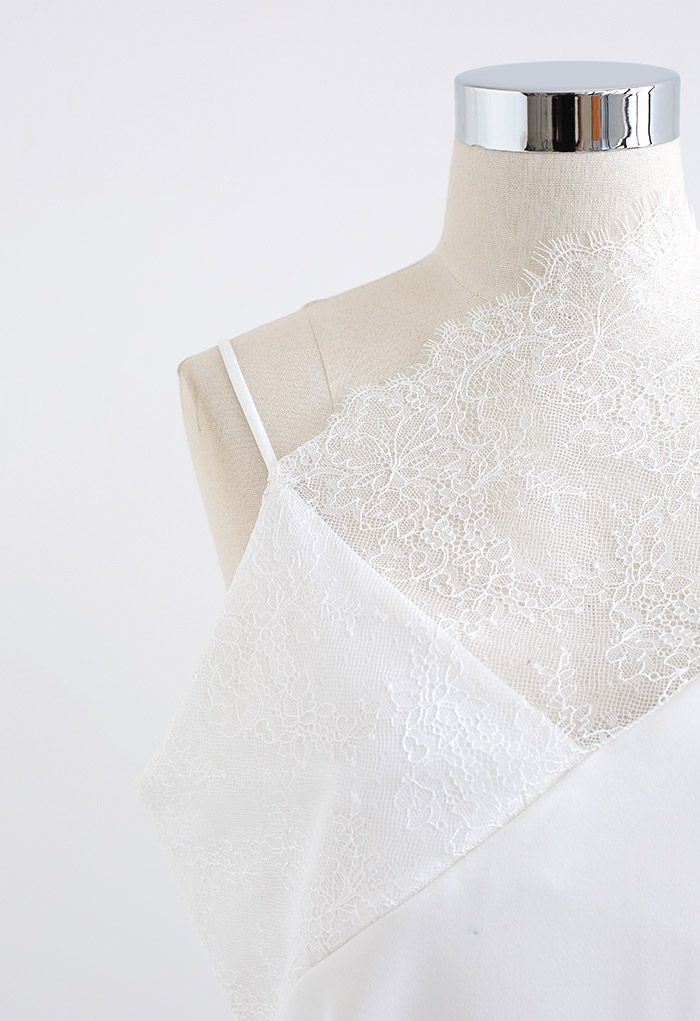 Nifty Lace Spliced Cami Top in White