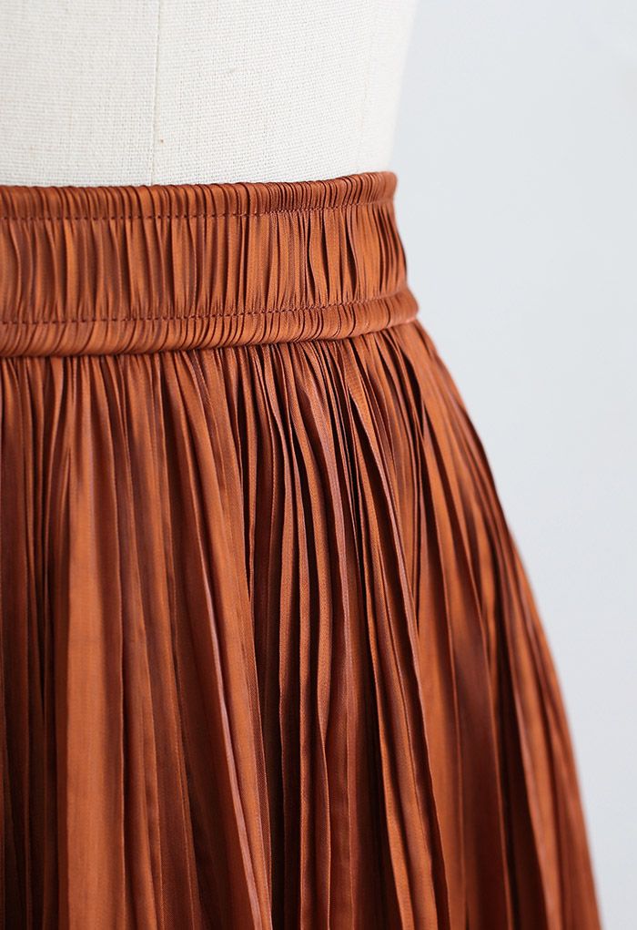 Glimmer Pleated Elastic Waist Midi Skirt in Caramel