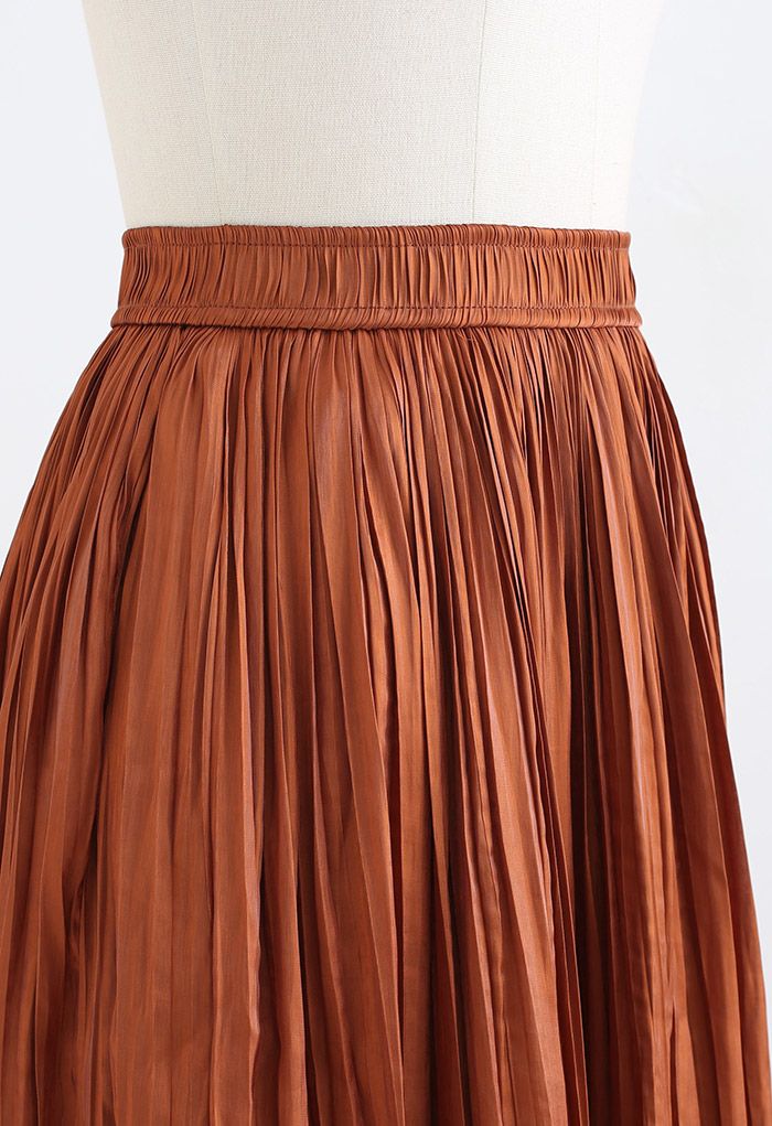 Glimmer Pleated Elastic Waist Midi Skirt in Caramel