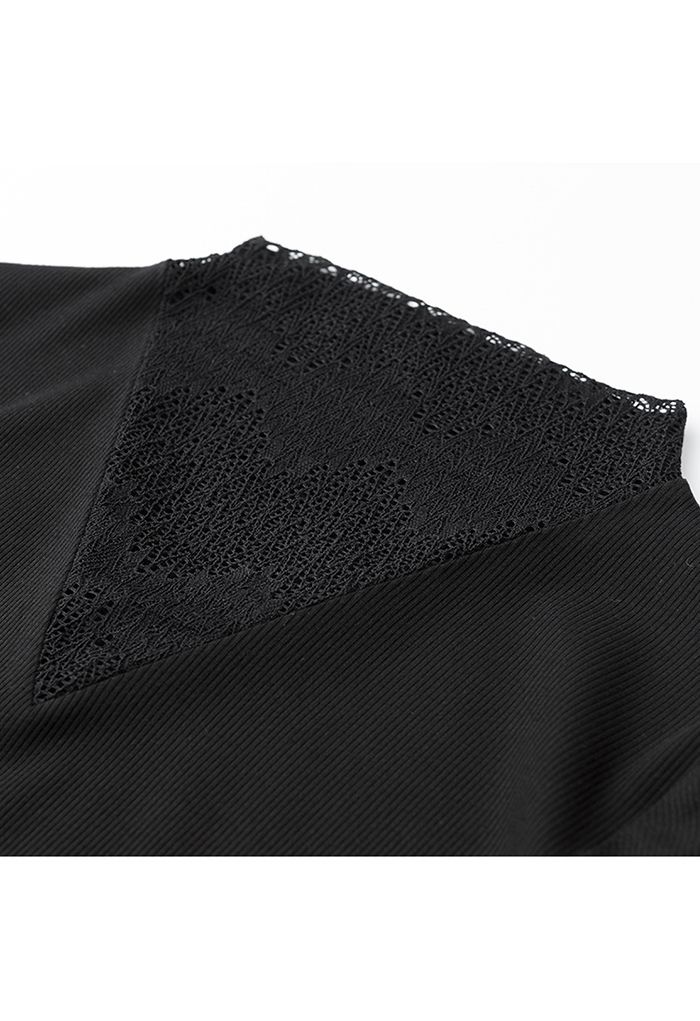 Lacy Spliced V-Neck Fitted Top in Black