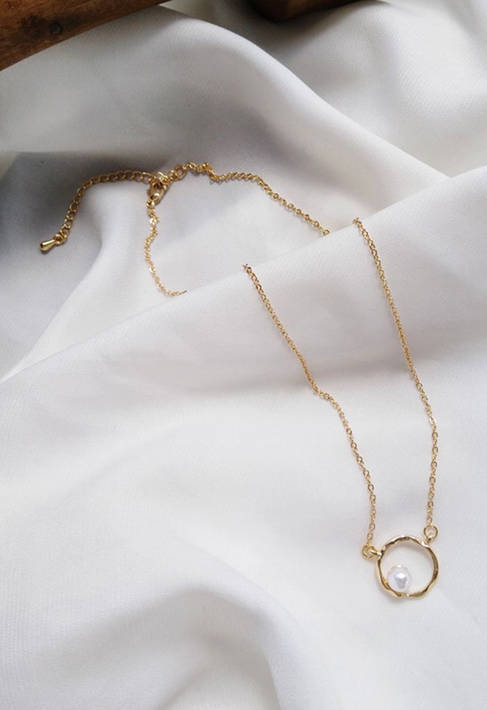 Single Pearl Gold Necklace