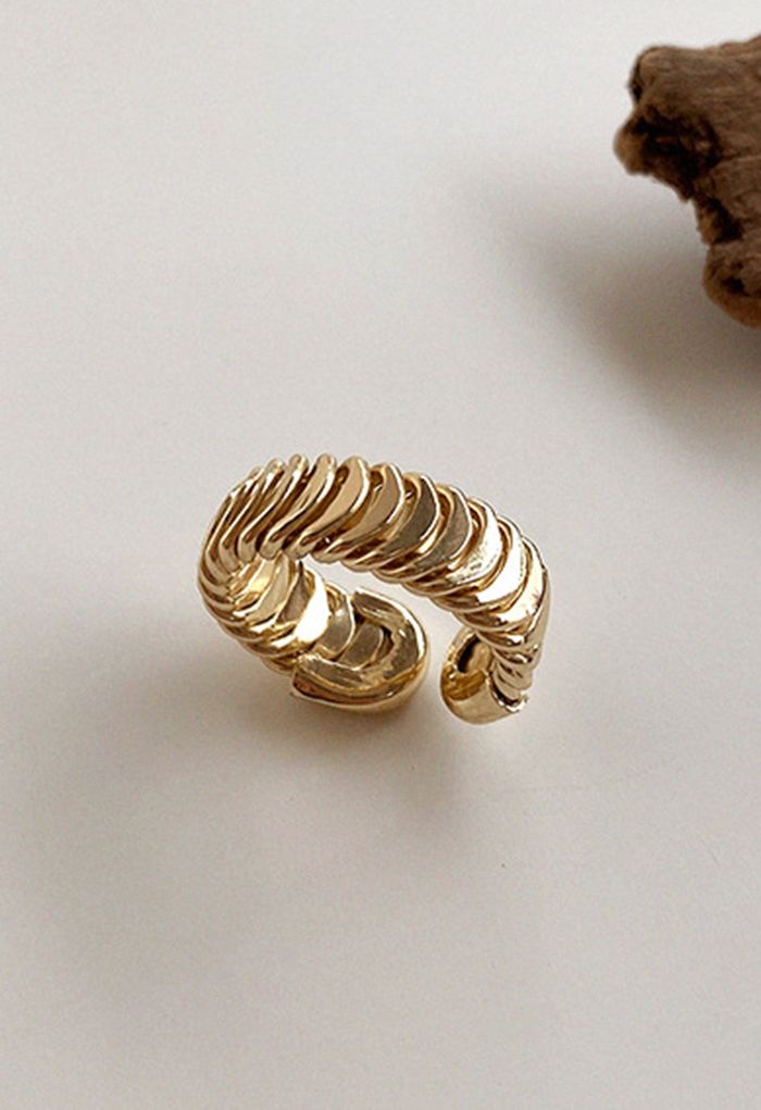 Spine Shape Gold Open Ring