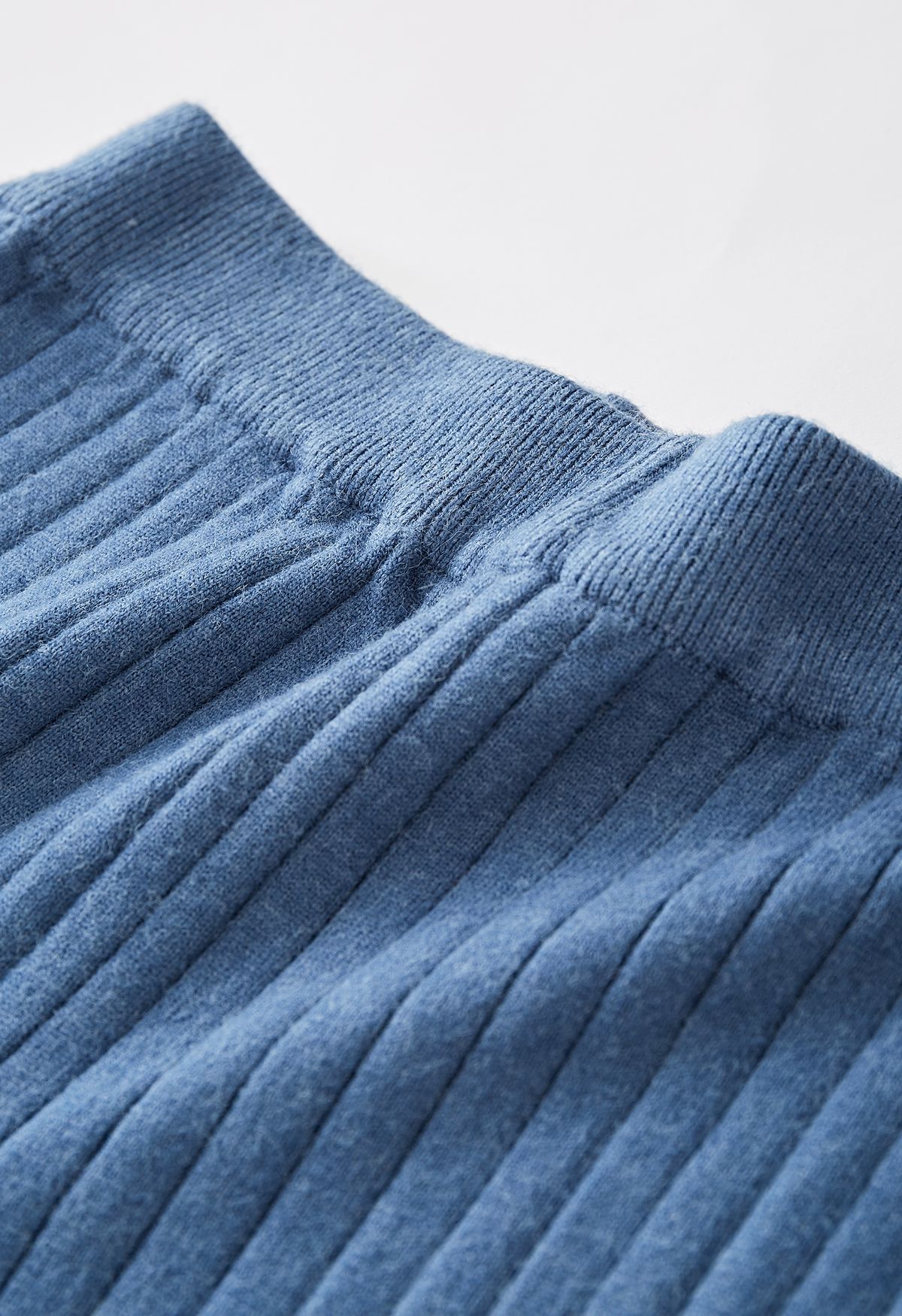 Ribbed Straight Leg Knit Pants in Blue