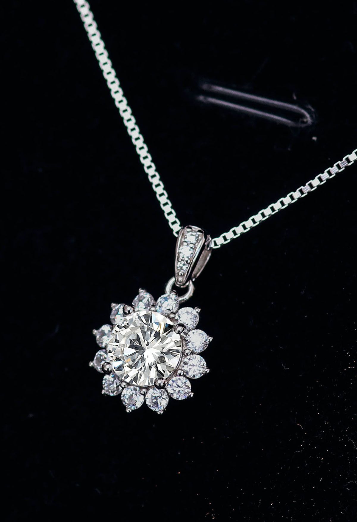Blooming Floral Halo Moissanite Diamond Necklace